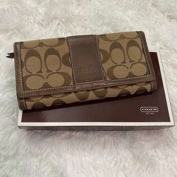 Coach Logo Brown Long Wallet - Picture 1 of 6